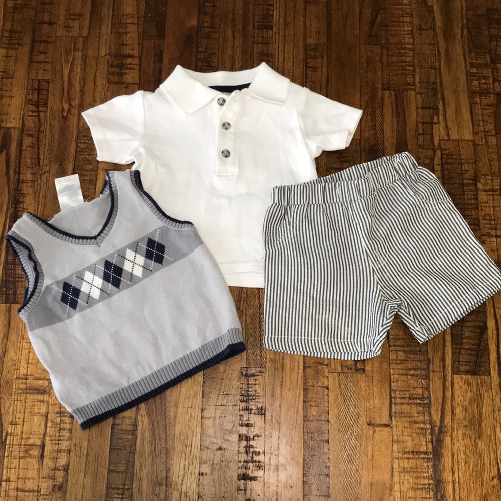 9M boy pinstripe shorts with collared shirt & vest